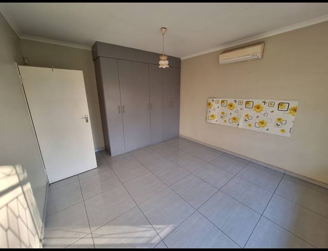3 BEDROOM HOUSE FOR SALE IN VANDERBIJLPARK SE 1